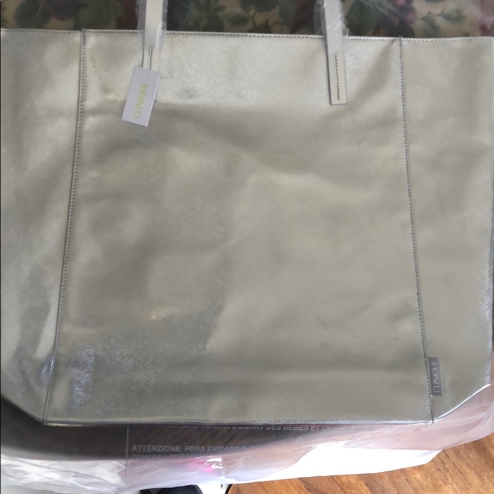 Clinique beach tote bag, silver lined NEW